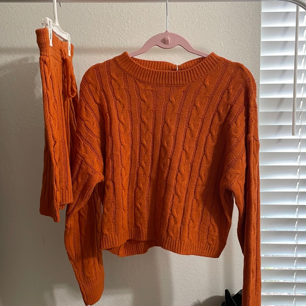 NWT sweater set
